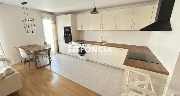 Location Appartement 4 pièces 95.5 m² - Antony 92160