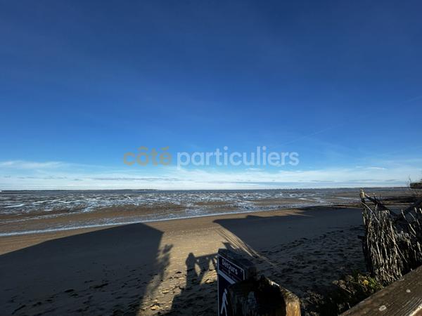 Vente Maison67 m² - 4 Pièces - RONCE LES BAINS (17390)