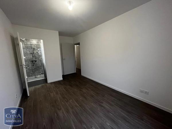 Appartement à louer 4 pièces 80.58m² Orléans (45000)