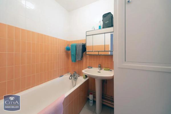 Appartement à vendre 2 pièces 48m² Bourg-en-Bresse (01000)