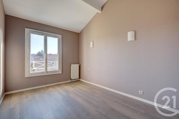 Maison à vendre  6 pièces - 117,48 m2 CHAMPAGNE AU MONT D OR - 69