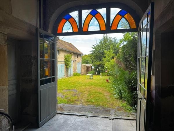 Bien de caractère dans un ancien hôtel particulier