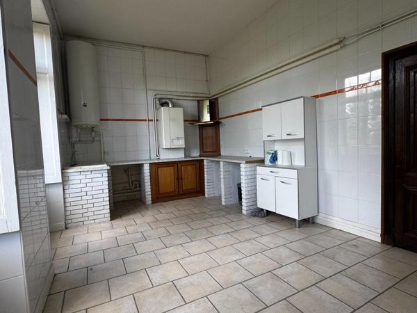 Bien de caractère dans un ancien hôtel particulier