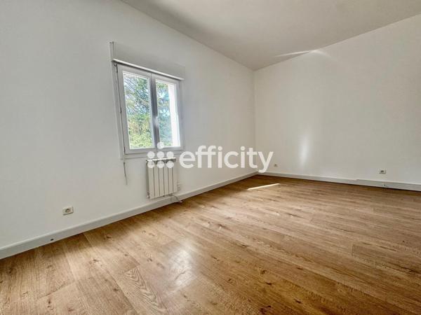 Maison 5 pièces - 178 m² Exclusivité efficity