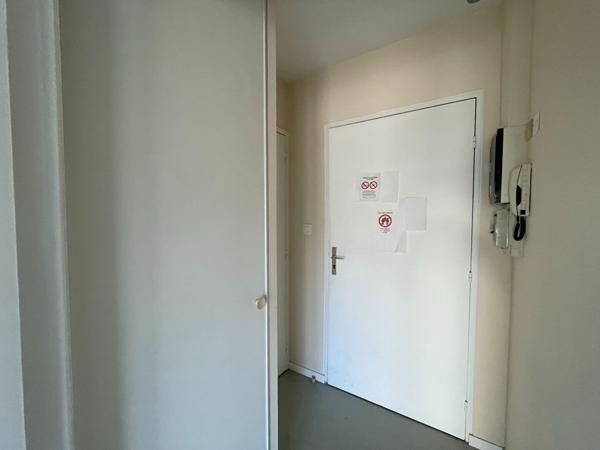 OPPORTUNITÉ / STUDIO / BETTON / PROCHE GARE ET COMMERCES