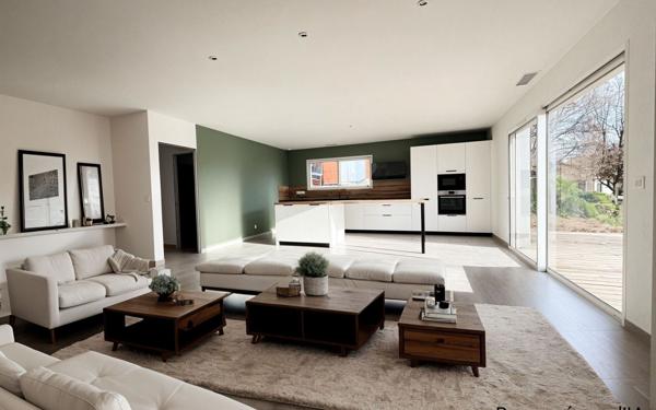 Maison à vendre    4 pièces •  Montbartier