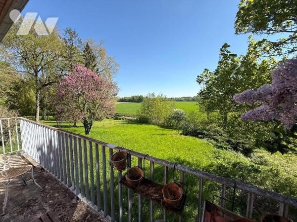 Maison à vendre à Buchères (10800) - Aube (10)

Située sur une vaste parcelle de 3 578 m², ce...