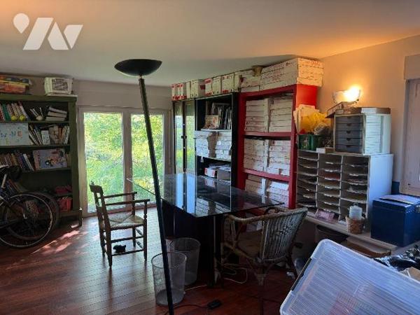 Maison à vendre à Buchères (10800) - Aube (10)

Située sur une vaste parcelle de 3 578 m², ce...