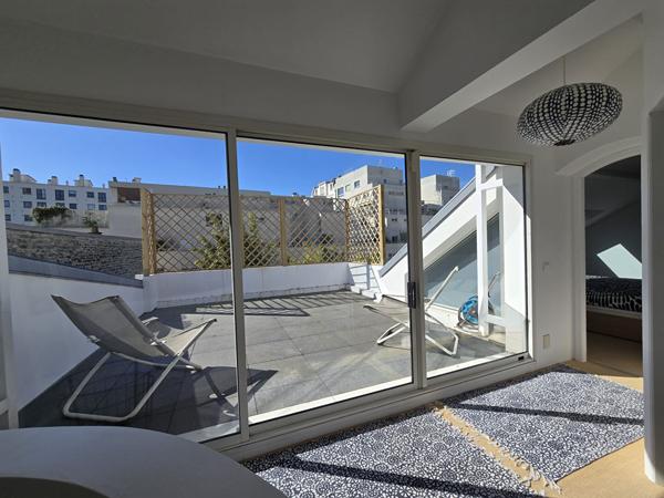 Boulogne-Billancourt .Une maison d'architecte avec piscine secrète. Esprit hollywoodien, aux portes de Paris Boulogne billancourt