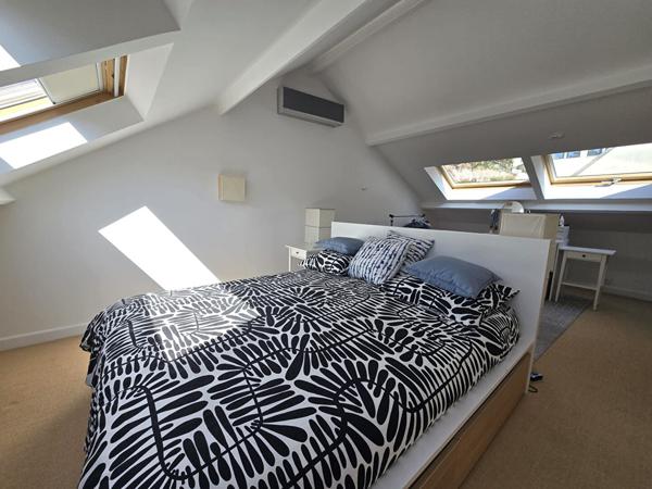 Boulogne-Billancourt .Une maison d'architecte avec piscine secrète. Esprit hollywoodien, aux portes de Paris Boulogne billancourt