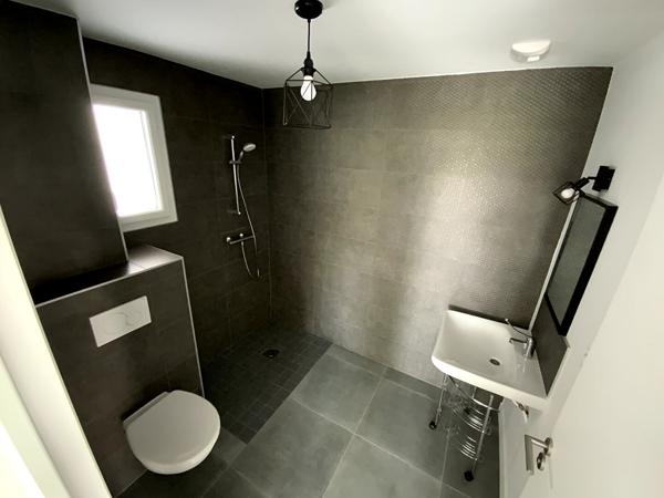 Appartement à louer Pontivy : 2 pièces, 37m² avec 1 chambre(s) à 620€ - AJP Immobilier Pontivy