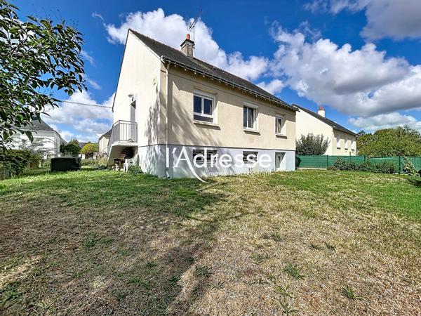 SAINT-AVERTIN - Maison entièrement rénovée de 111m² avec 4 chambres et sous-sol aménagé