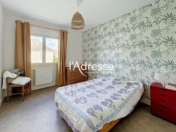 SAINT-AVERTIN - Maison entièrement rénovée de 111m² avec 4 chambres et sous-sol aménagé