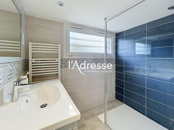 SAINT-AVERTIN - Maison entièrement rénovée de 111m² avec 4 chambres et sous-sol aménagé