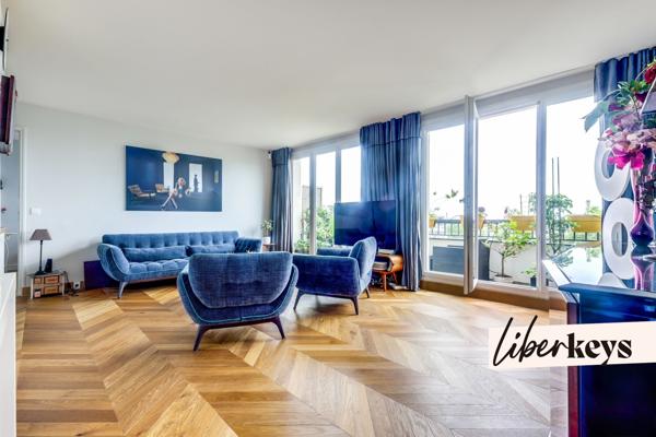 Appartement rénové avec balcon et vue Sacré-Cœur – 75 m² – 2 chambres – Rue de Rome, Paris 17ᵉ (Batignolles)