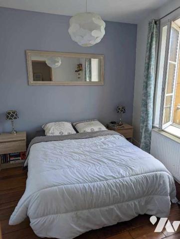 A deux pas du château-fort, beaucoup de charme pour ce lumineux appartement de type 3