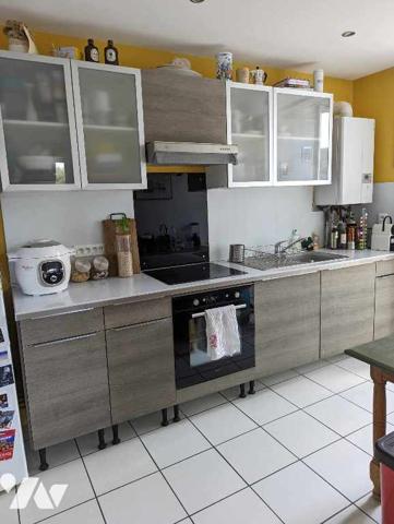 A deux pas du château-fort, beaucoup de charme pour ce lumineux appartement de type 3