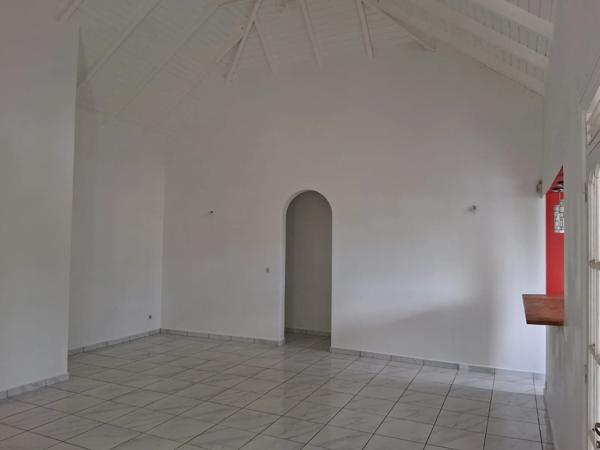 Charmante Villa T4 A Vendre SAINTE ANNE - GUADELOUPE