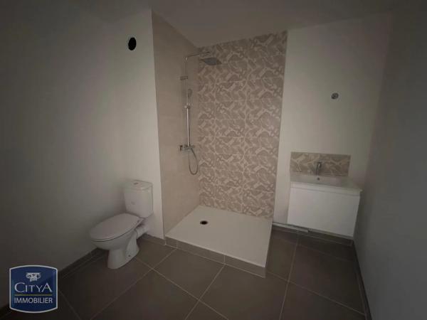 Appartement à louer 2 pièces 53.06m² Chambéry (73000)