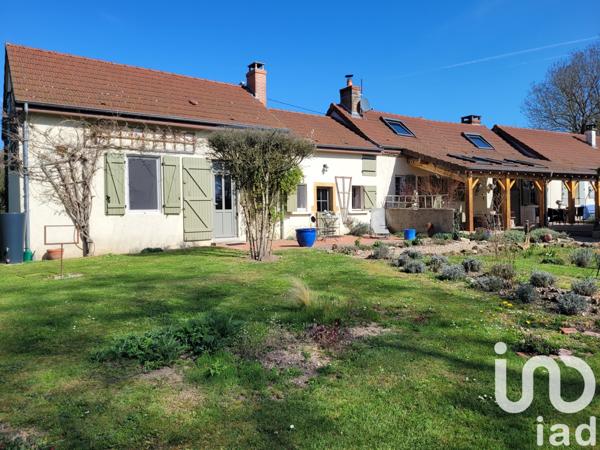 Maison à vendre 6 pièces 159 m² Issy-l'Évêque