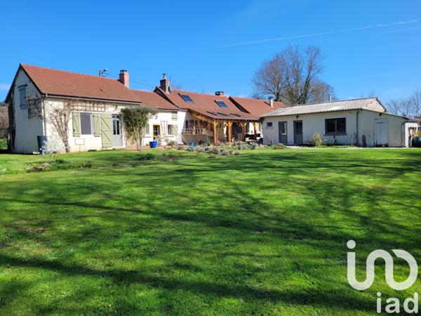 Maison à vendre 6 pièces 159 m² Issy-l'Évêque