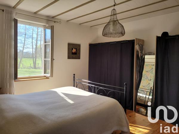 Maison à vendre 6 pièces 159 m² Issy-l'Évêque