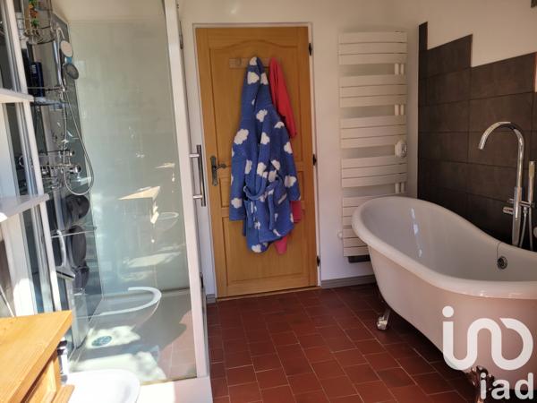 Maison à vendre 6 pièces 159 m² Issy-l'Évêque