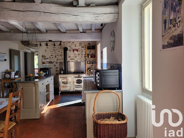 Maison à vendre 6 pièces 159 m² Issy-l'Évêque