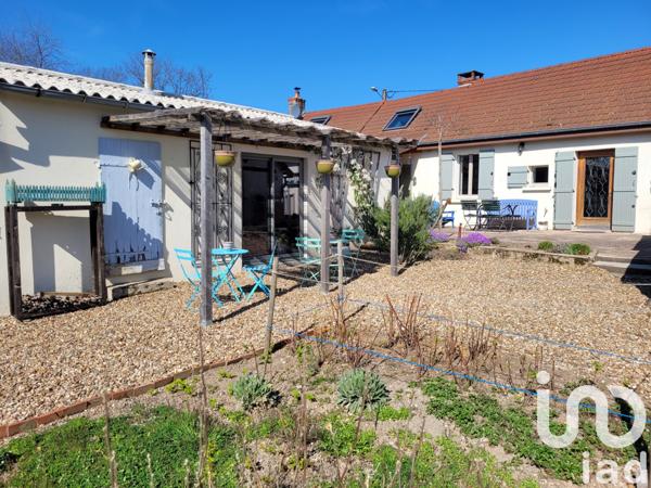 Maison à vendre 6 pièces 159 m² Issy-l'Évêque