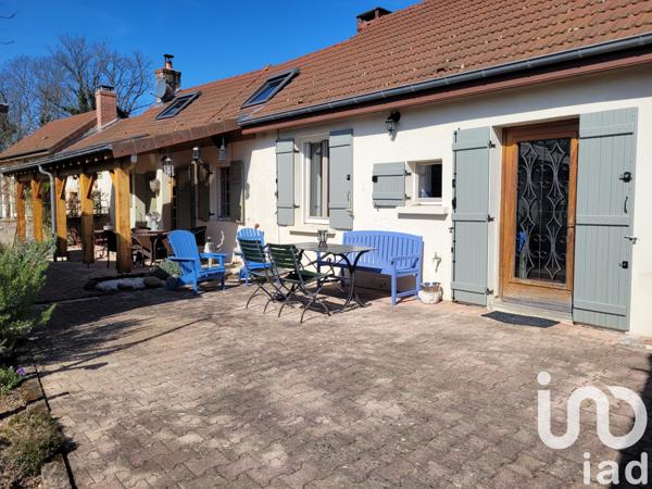 Maison à vendre 6 pièces 159 m² Issy-l'Évêque