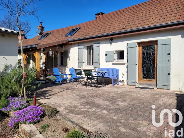 Maison à vendre 6 pièces 159 m² Issy-l'Évêque