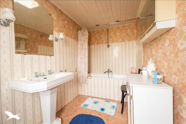 Maison à vendre |  Arvert |  11 pièces | 230 m²