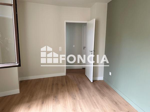 Location Appartement 3 pièces 67.8 m² - 3 RUE DU CHAT Angouleme 16000
