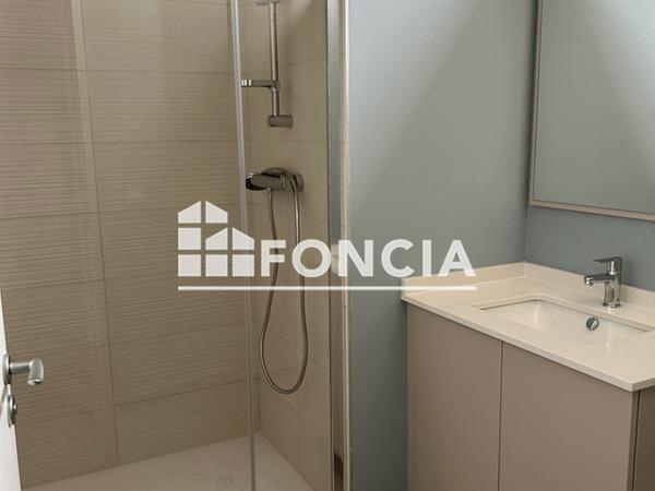 Location Appartement 3 pièces 67.8 m² - 3 RUE DU CHAT Angouleme 16000