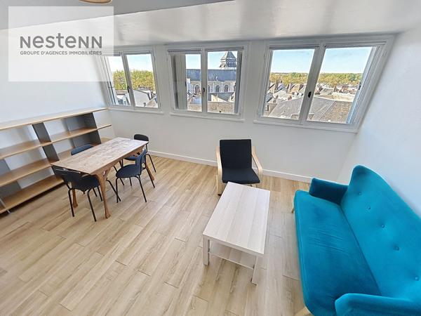 DUPLEX HYPER-CENTRE / 43 m² / PARKING / PROCHE COMMERCES