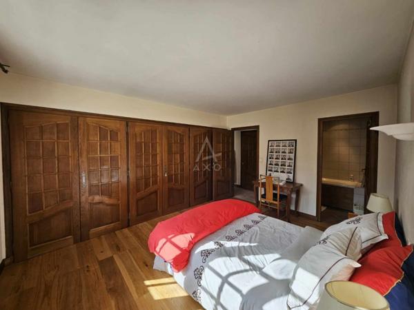 Belle demeure de caractère avec terrasses et dépendances  Centre-ville dAlbertville (73200)