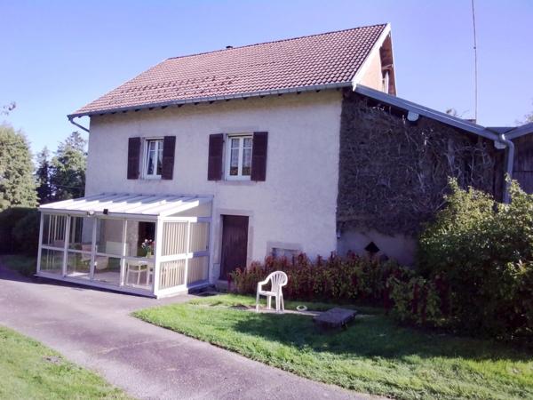 🏡 Maison familiale 125 m² sur terrain de 9 454 m² avec bois et cours