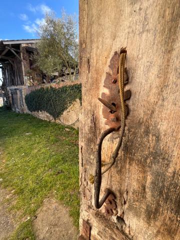 BEAUMARCHES MAISON de 1720 en pierres, 3 chambres, dans son jus, avec grange  et jardin 680m2, école et commerces de proximité, pres de MARCIAC (32)assainissement collectif