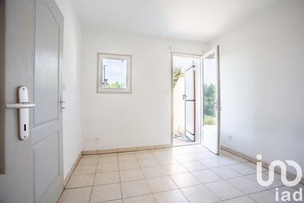 Maison 4 pièces de 83 m² à Estézargues (30390)