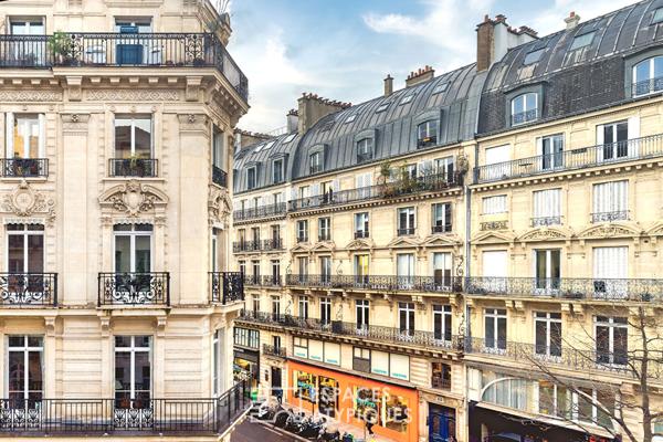 Typique appartement de caractère à Montorgueil – Etienne Marcel