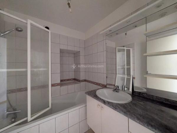 Vente Immeuble 7 pièces 180 m2 à Neufchâteau