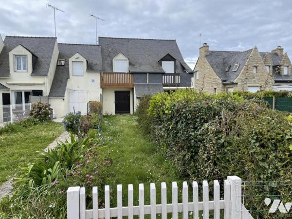 A VENDRE SAINT JACQUES APPT T1 BIS 27,34 m² AVEC VUE MER JARDIN + PARKING
