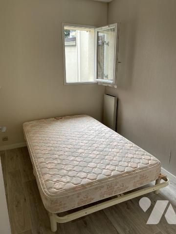 A VENDRE SAINT JACQUES APPT T1 BIS 27,34 m² AVEC VUE MER JARDIN + PARKING