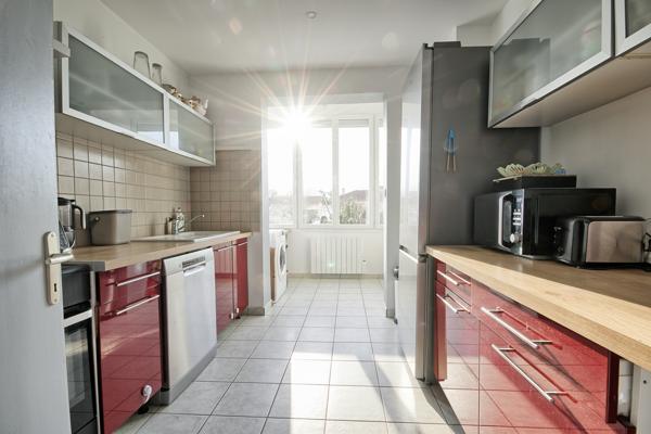 Bacalan, T3 de 70m² avec garage et jardin partagé proche tramway