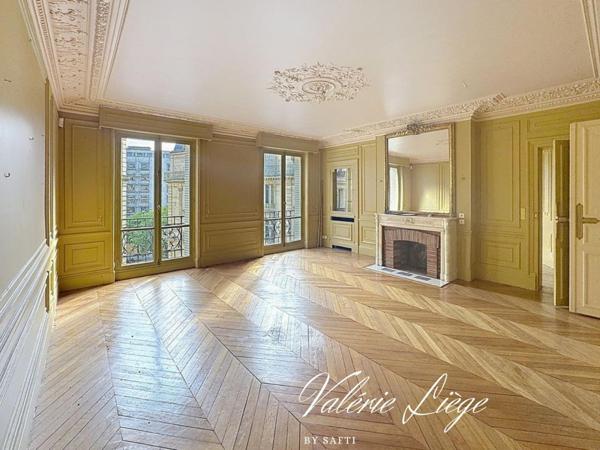 Appartement de caractère au cœur du 8 -ème arrondissement