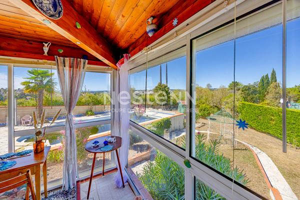 A vendre Villa d'architecte à Auch ? 239 m², terrain arboré et cadre privilégié