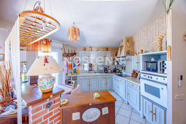 A vendre Villa d'architecte à Auch ? 239 m², terrain arboré et cadre privilégié