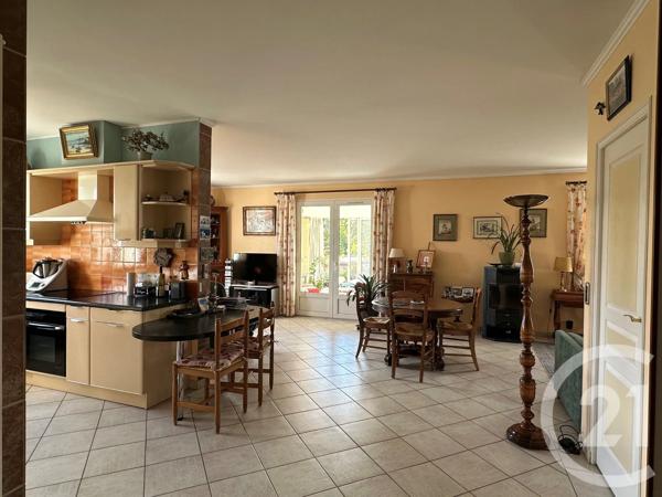 Maison à vendre  5 pièces - 148,37 m 2   COULOMMIERS  - 77