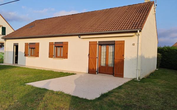 Maison à vendre    3 pièces • 72 m2 Bray-sur-Somme