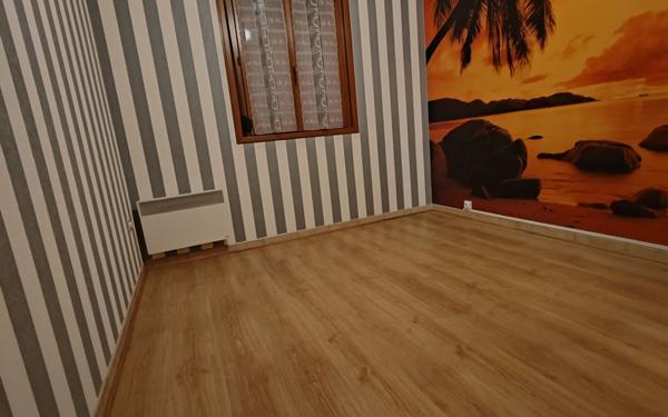 Maison à vendre    3 pièces • 72 m2 Bray-sur-Somme